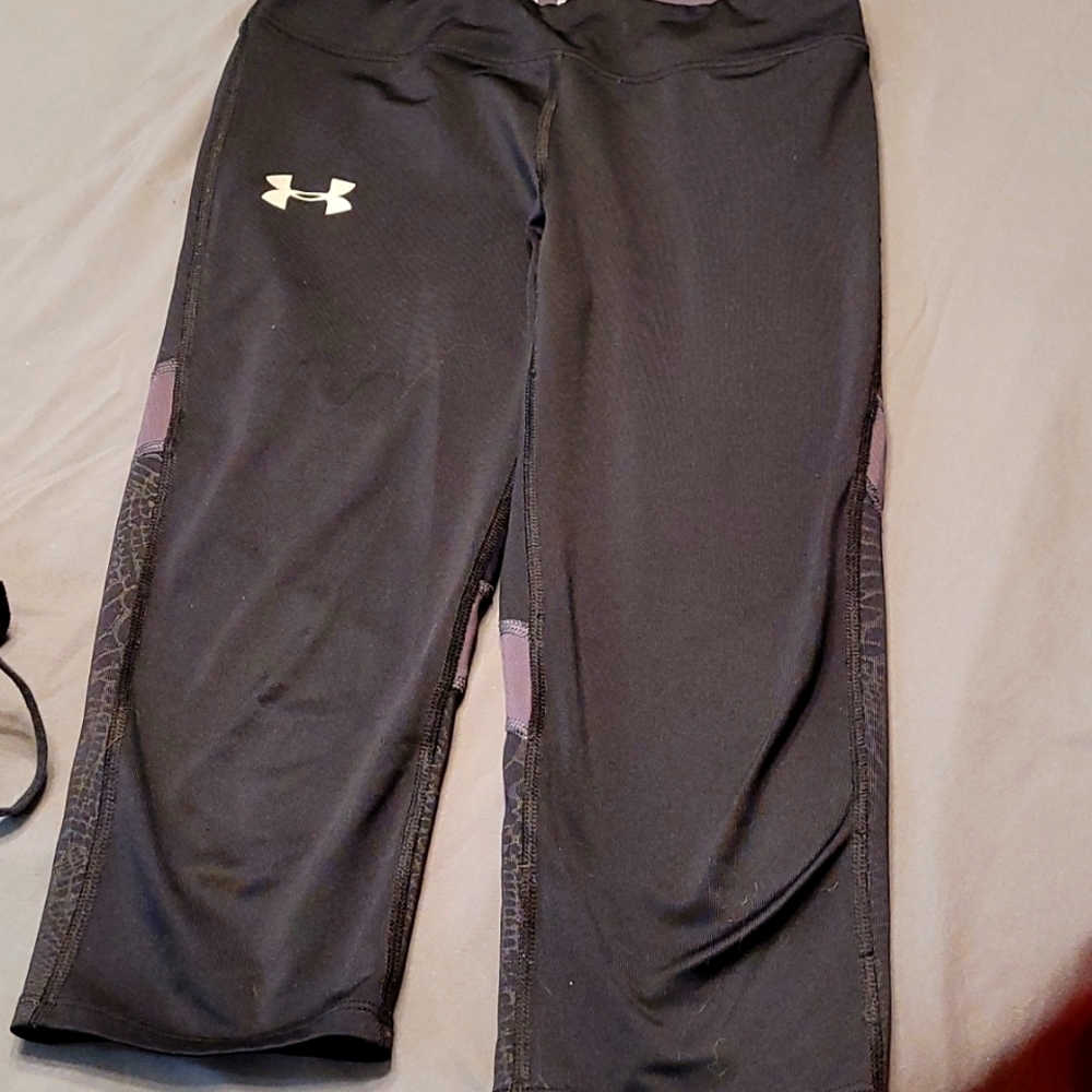 Youth girls athletic capris